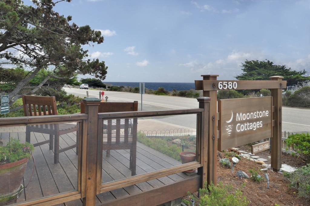 Moonstone Cottages Cambria Room photo